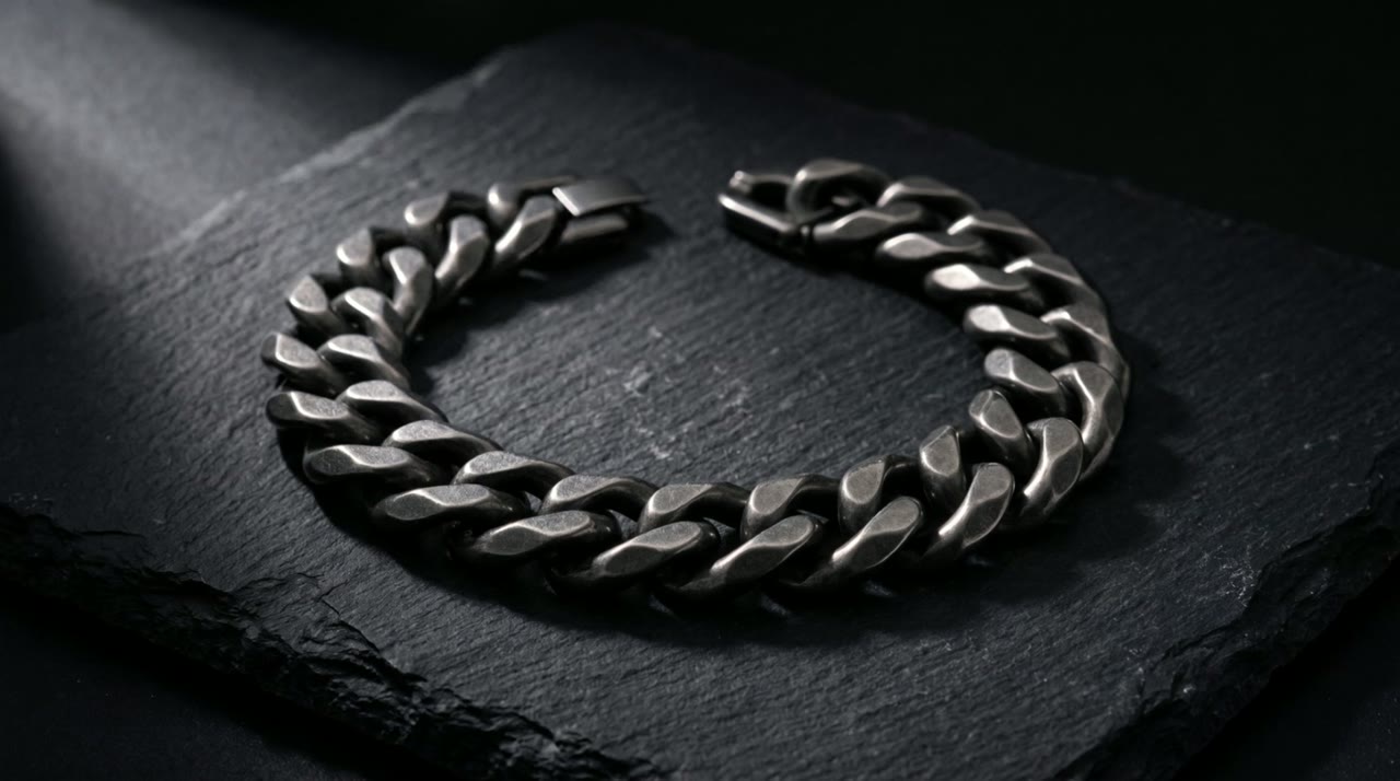 Gunmetal Curb Chain on slate