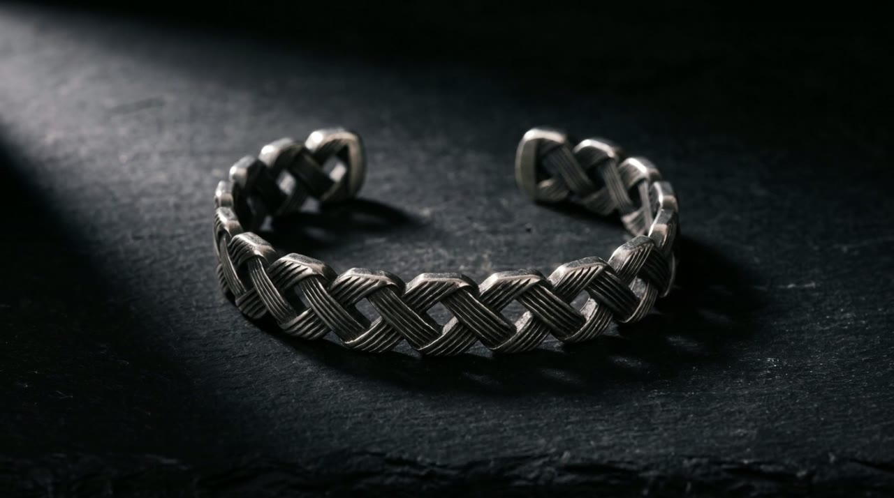 Horus Lattice Cuff on slate