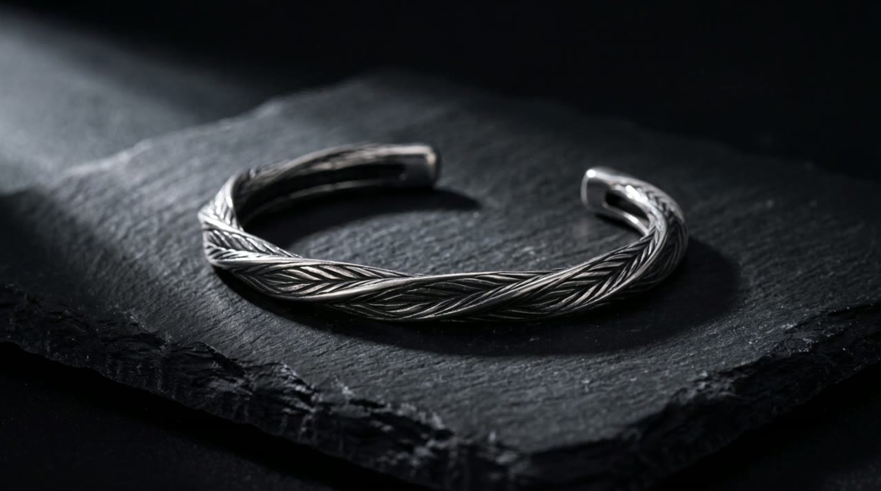 Luxor Weave Cuff Antique on slate
