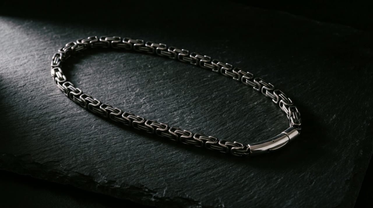 Pharaoh King Chain on slate