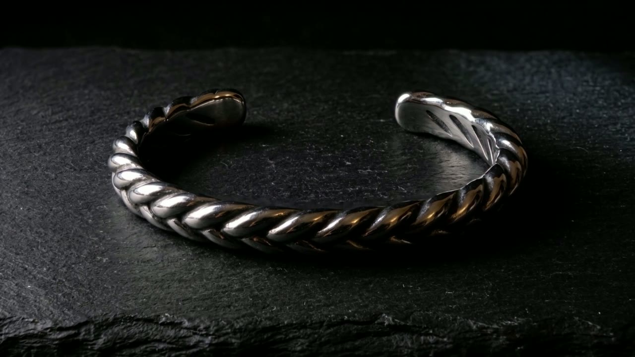 Pharaoh Wheat Cuff film