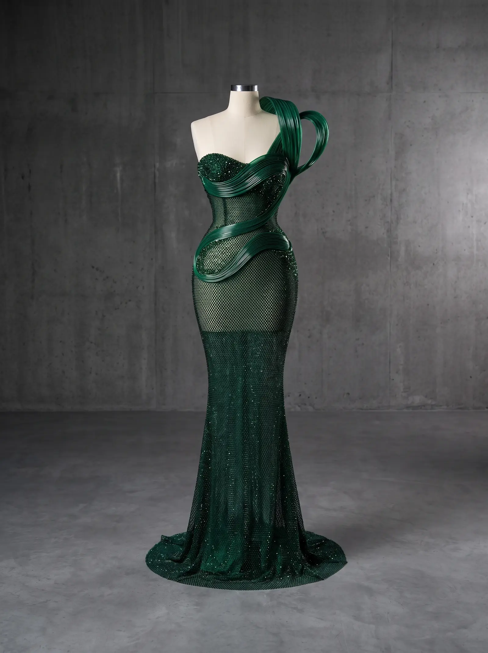 Emerald Serpentine mermaid gown, mannequin