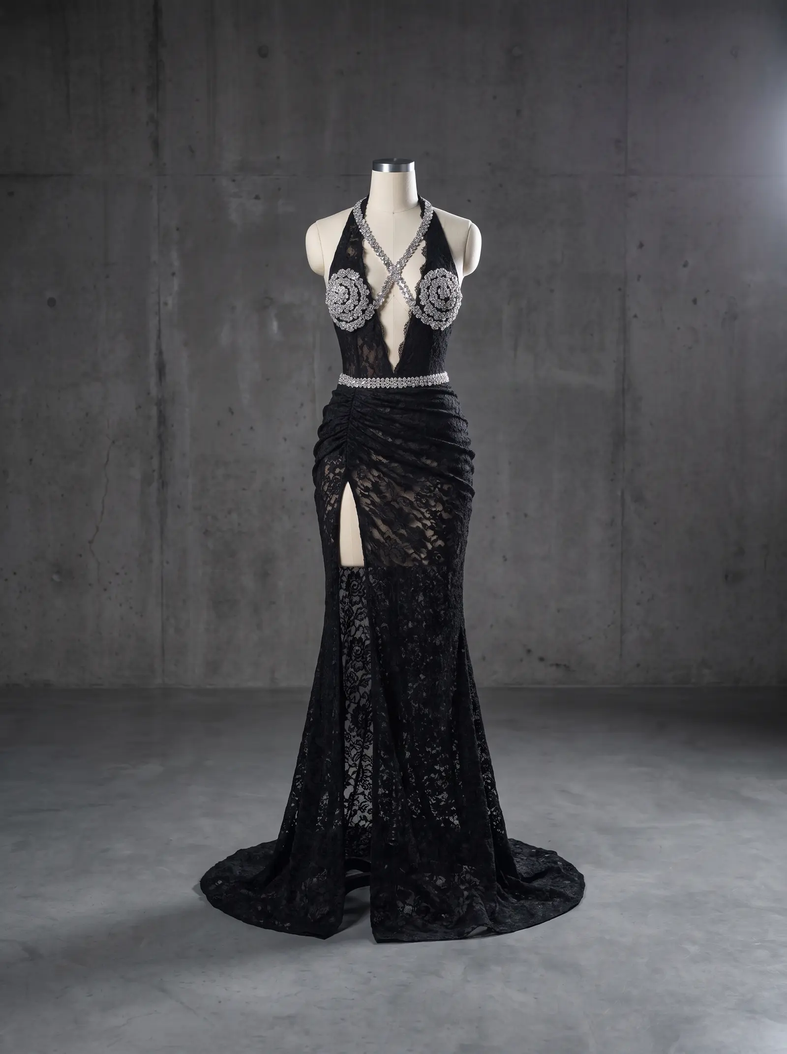 Black lace Medallion gown, mannequin