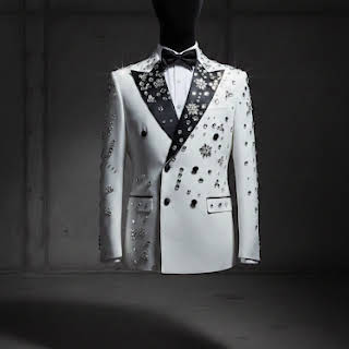A Malik Alexander prom suit at the evening entrance